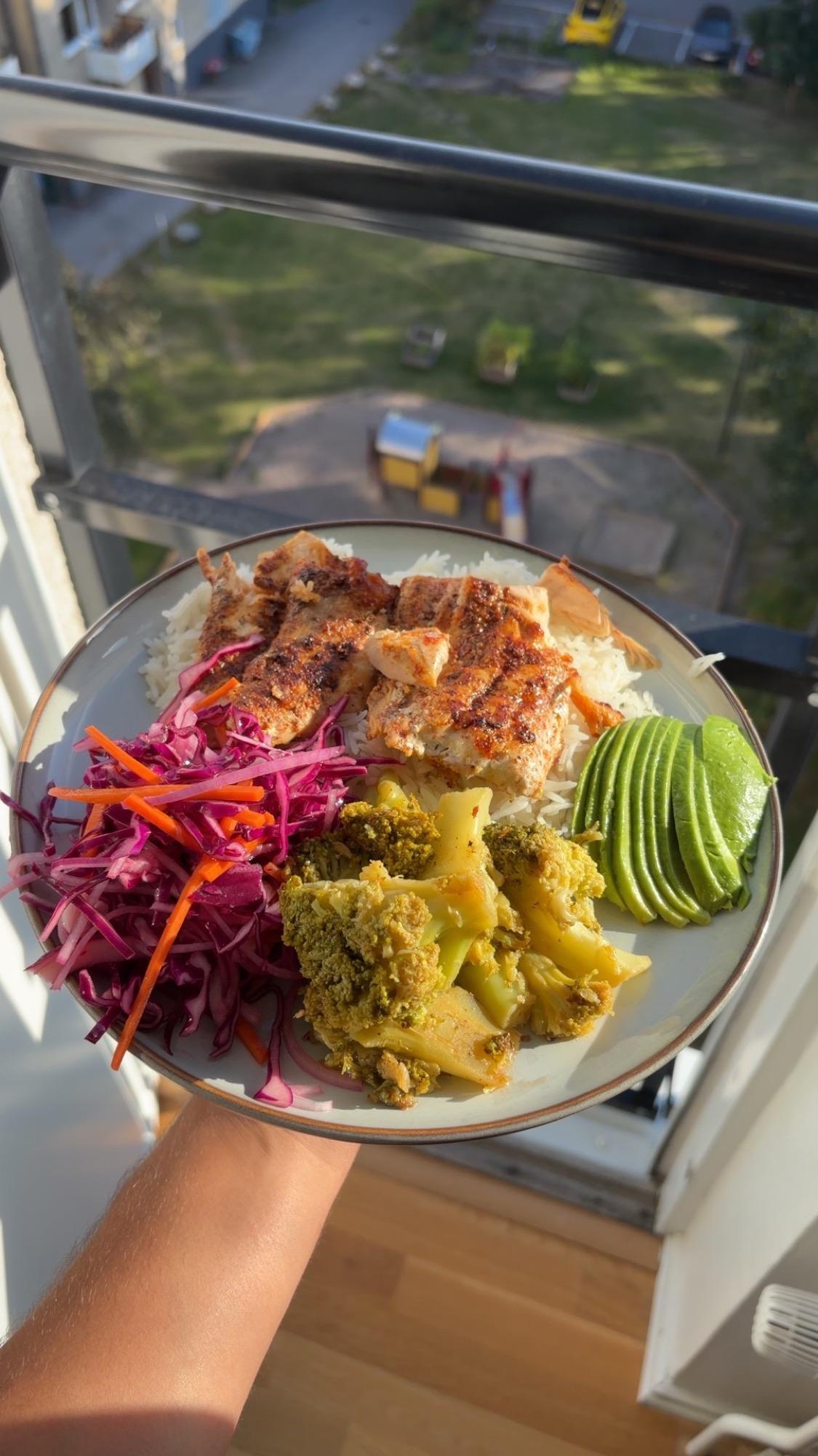 Salmon, veggies and rice